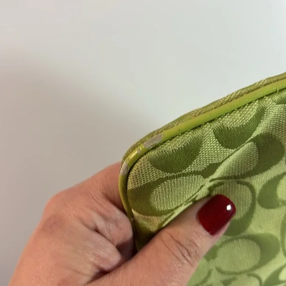 Coach | Apple 🍏 Lime Y2K Signature C Monogram Jacquard Swingpack - Picture 8 of 10